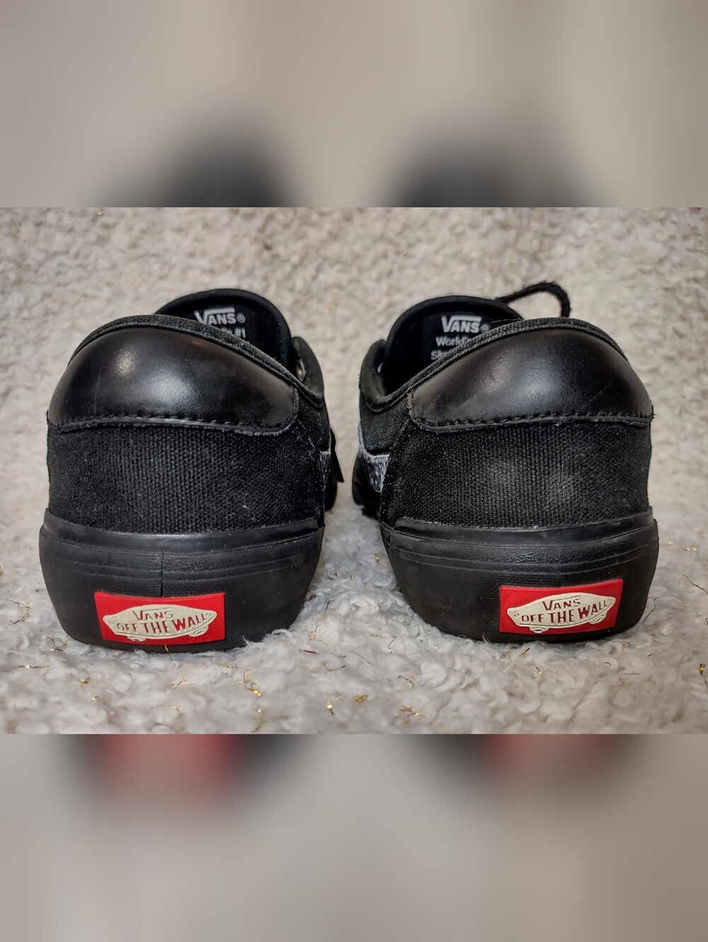 Women's 9.5 Vans Pro Chima Ferguson Sydney Black and Silver Skate Shoes - Picture 4 of 9